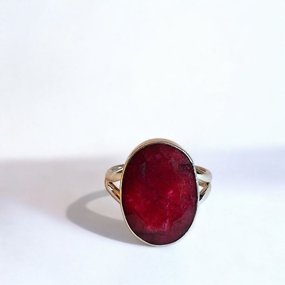 Ruby Sterling Silver Statement Ring – Size 7.5 - Picture 9 of 10